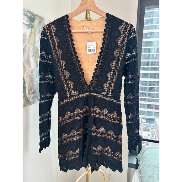 Revolve | Nightcap Plunging V Nightcap Lace Romper | NWT | Sz 2 - Picture 3 of 7